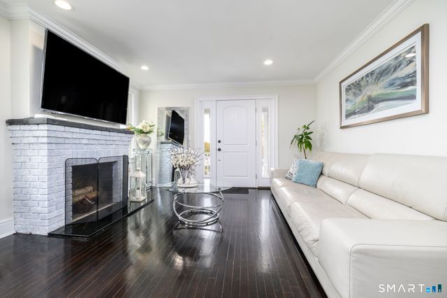 69 Webb Avenue, Stamford, CT 06902