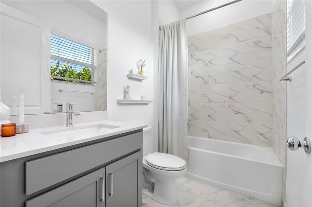 1131 Chisel Plow Chase, Loxahatchee, FL 33470