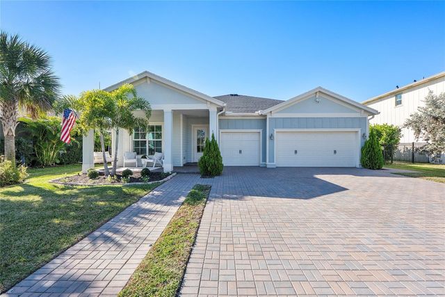 1131 Chisel Plow Chase, Loxahatchee, FL 33470