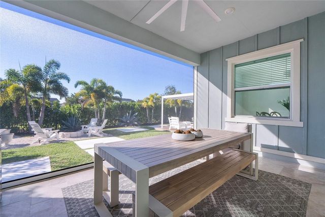 1131 Chisel Plow Chase, Loxahatchee, FL 33470