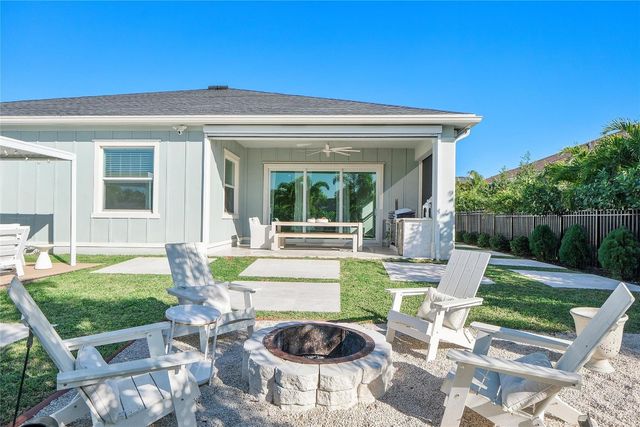 1131 Chisel Plow Chase, Loxahatchee, FL 33470