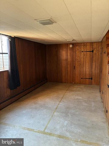 147 PENN AVE, Ephrata, PA 17522