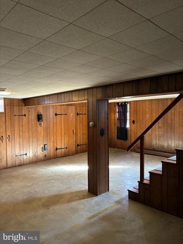 147 PENN AVE, Ephrata, PA 17522