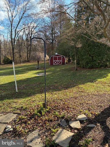 147 PENN AVE, Ephrata, PA 17522