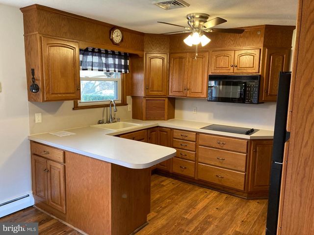 147 PENN AVE, Ephrata, PA 17522