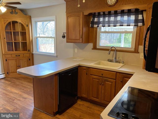 147 PENN AVE, Ephrata, PA 17522