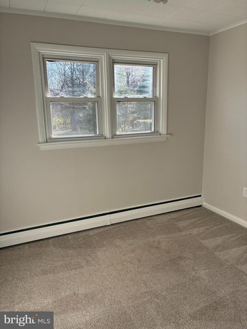 147 PENN AVE, Ephrata, PA 17522