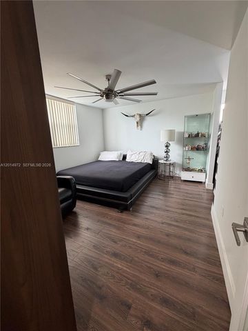 3550 NE 169th St 107, North Miami Beach, FL 33160