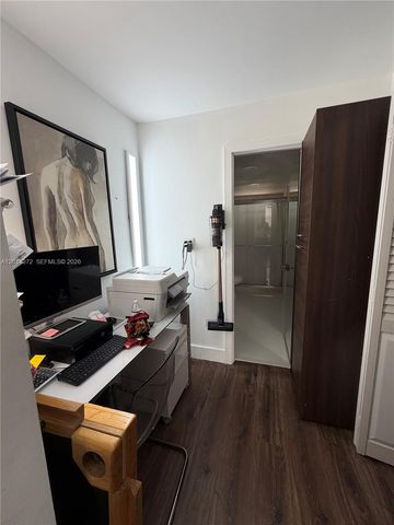 3550 NE 169th St 107, North Miami Beach, FL 33160