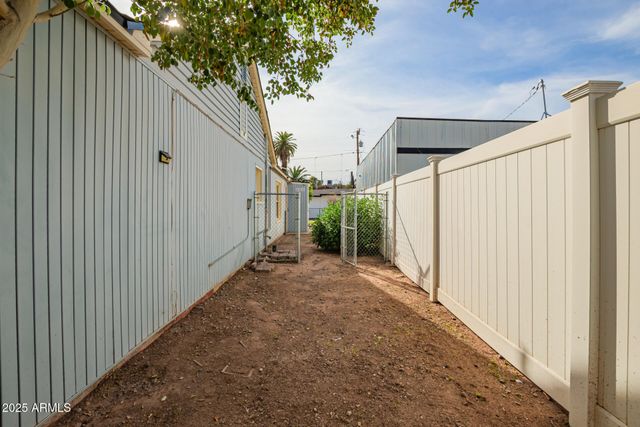 101 W PARK Avenue, Gilbert, AZ 85233