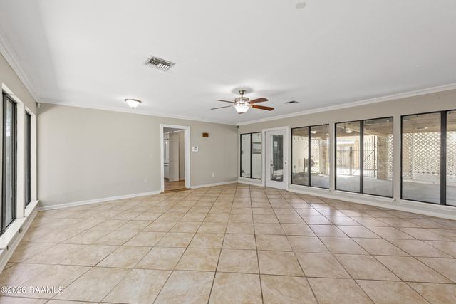 101 Wisteria Drive, Lafayette, LA 70506