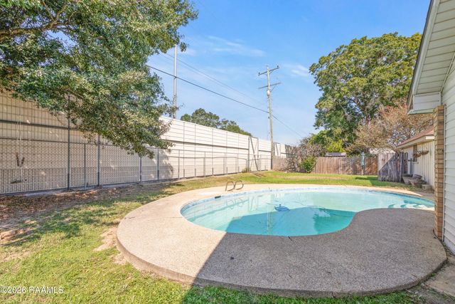 101 Wisteria Drive, Lafayette, LA 70506