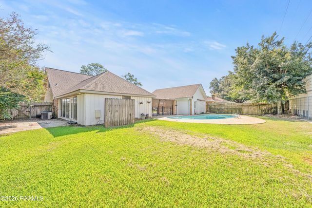 101 Wisteria Drive, Lafayette, LA 70506