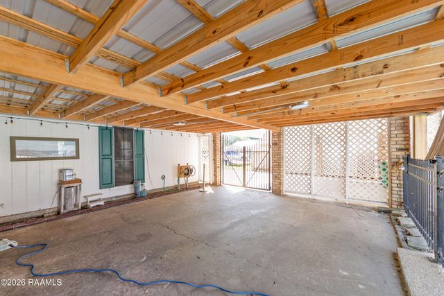 101 Wisteria Drive, Lafayette, LA 70506