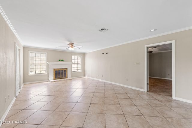 101 Wisteria Drive, Lafayette, LA 70506