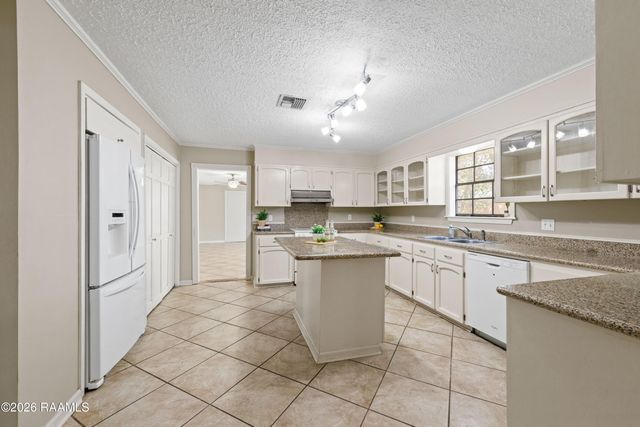 101 Wisteria Drive, Lafayette, LA 70506