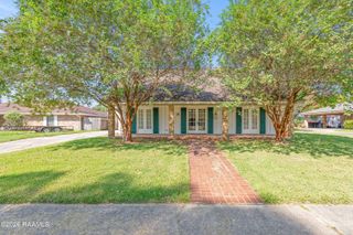 101 Wisteria Drive, Lafayette, LA 70506