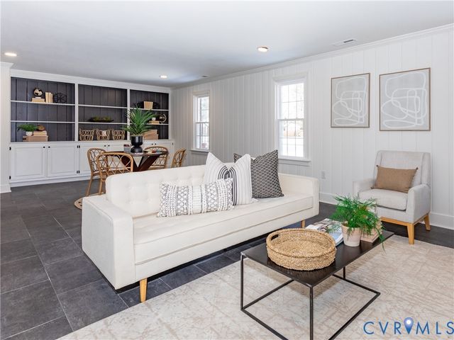 8109 Diane Ln, Henrico, VA 23227