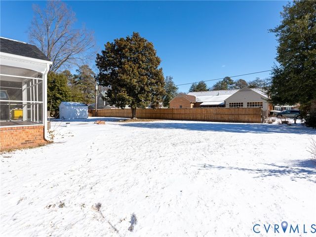 8109 Diane Ln, Henrico, VA 23227