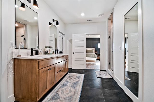 10715 N Garland McKee, Prairie Grove, AR 72753