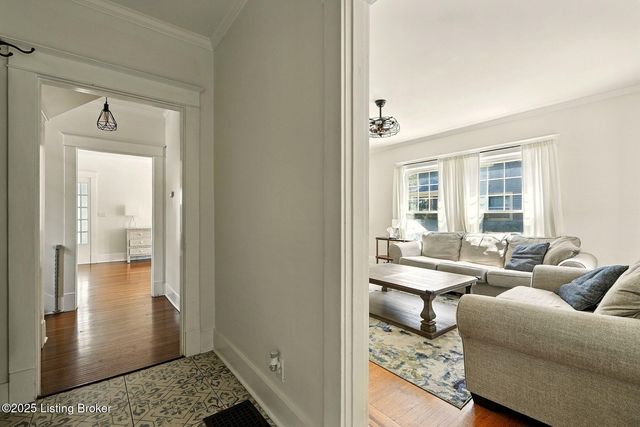 1616 Fernwood Ave, Louisville, KY 40205