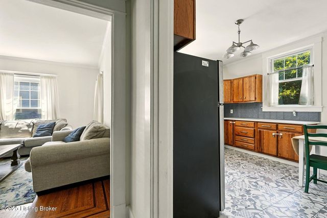 1616 Fernwood Ave, Louisville, KY 40205