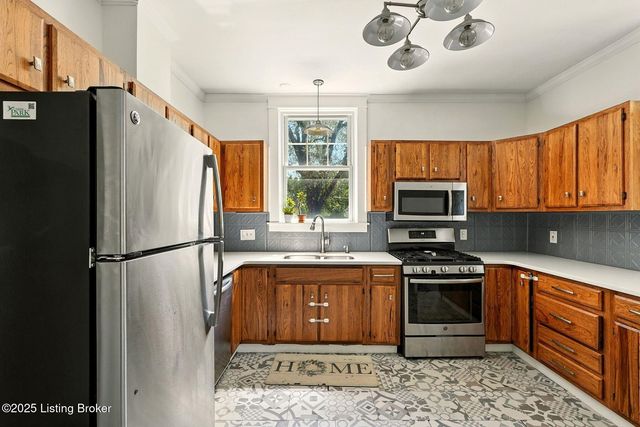 1616 Fernwood Ave, Louisville, KY 40205