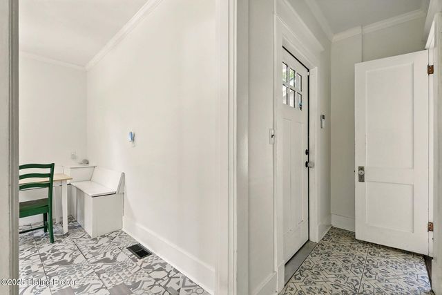 1616 Fernwood Ave, Louisville, KY 40205