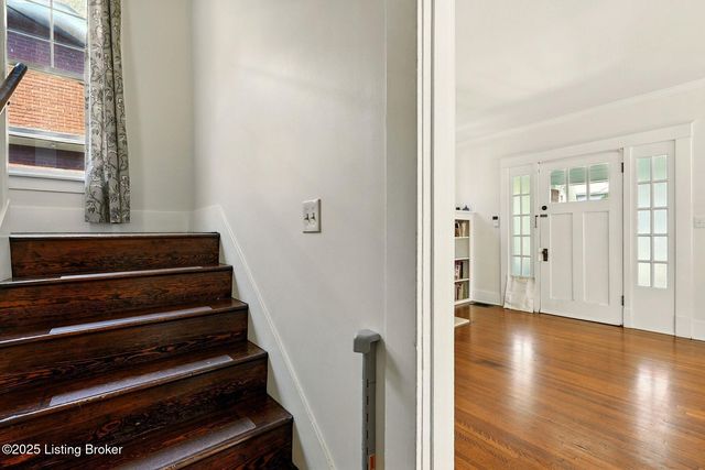 1616 Fernwood Ave, Louisville, KY 40205