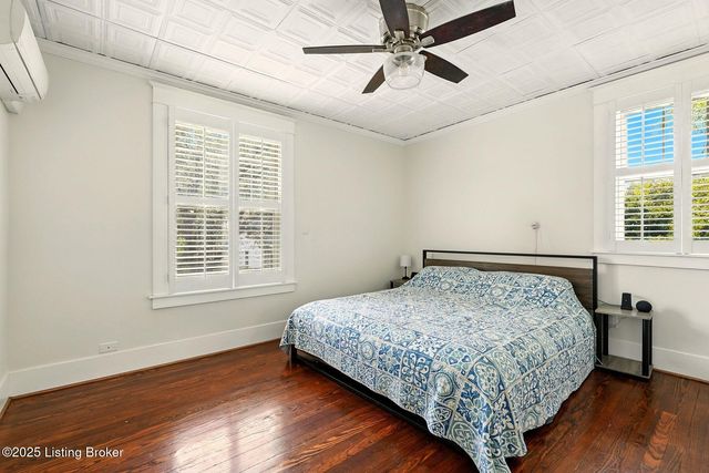 1616 Fernwood Ave, Louisville, KY 40205