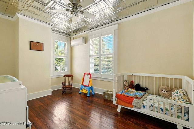 1616 Fernwood Ave, Louisville, KY 40205