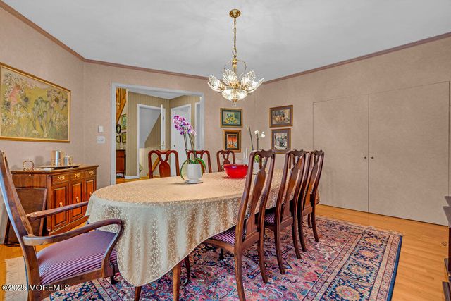 528 Eagle Point Drive, Toms River, NJ 08753