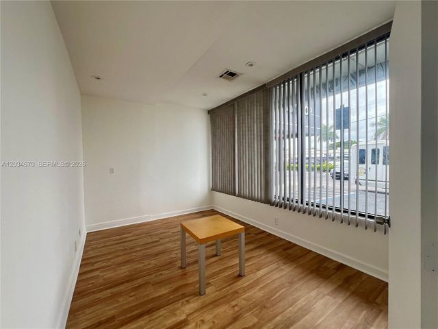 44 E OAKLAND PARK BLVD 44, Wilton Manors, FL 33334