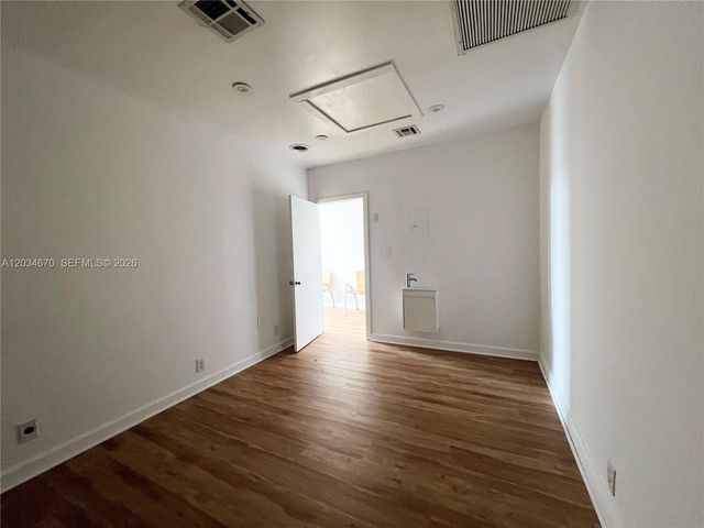 44 E OAKLAND PARK BLVD 44, Wilton Manors, FL 33334