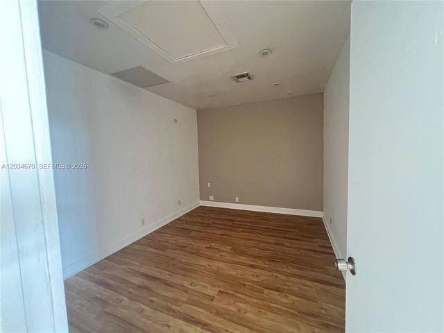 44 E OAKLAND PARK BLVD 44, Wilton Manors, FL 33334