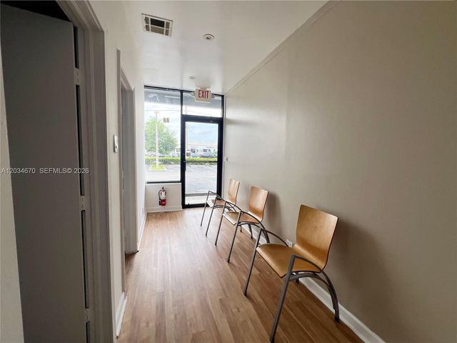 44 E OAKLAND PARK BLVD 44, Wilton Manors, FL 33334