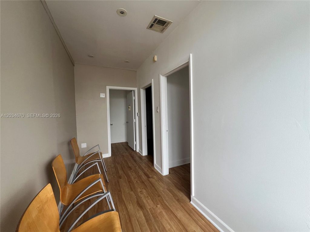 44 E OAKLAND PARK BLVD 44, Wilton Manors, FL 33334