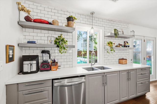 3218 Wynnefield Drive, North Charleston, SC 29420