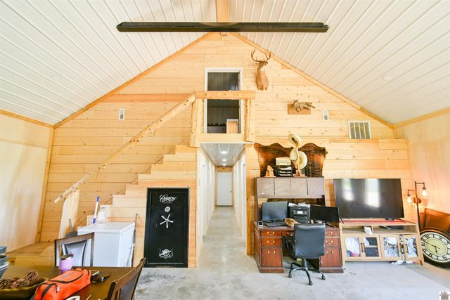 729 Chapel Hill Rd, Marion, KY 42064