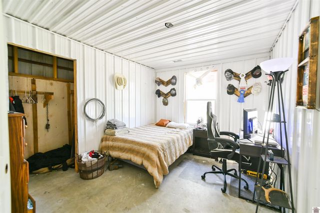 729 Chapel Hill Rd, Marion, KY 42064