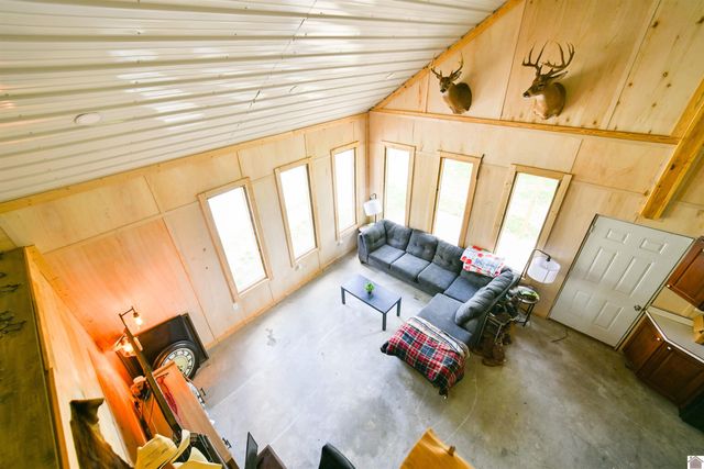 729 Chapel Hill Rd, Marion, KY 42064