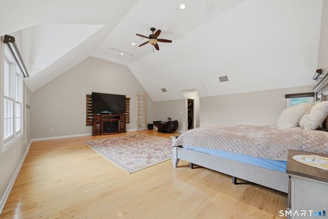 22 Morehouse Lane, Norwalk, CT 06850
