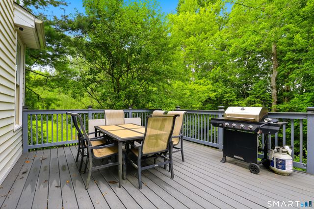 22 Morehouse Lane, Norwalk, CT 06850