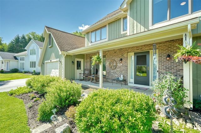 168 Red Hickory Drive, Greece, NY 14626