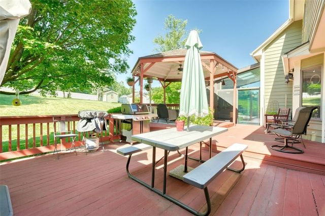 168 Red Hickory Drive, Greece, NY 14626