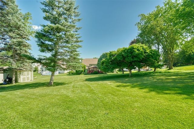 168 Red Hickory Drive, Greece, NY 14626