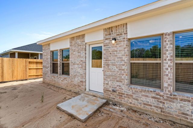 238 Orchard Laurel Drive, Alvin, TX 77511