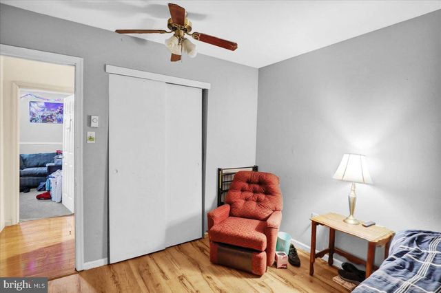 1060 OAKDALE DR, Pottstown, PA 19464