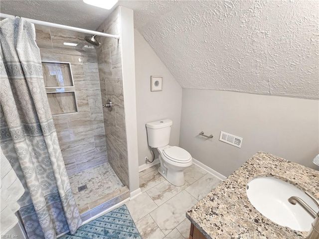 3311 Candlewood DR, Hampton, VA 23666