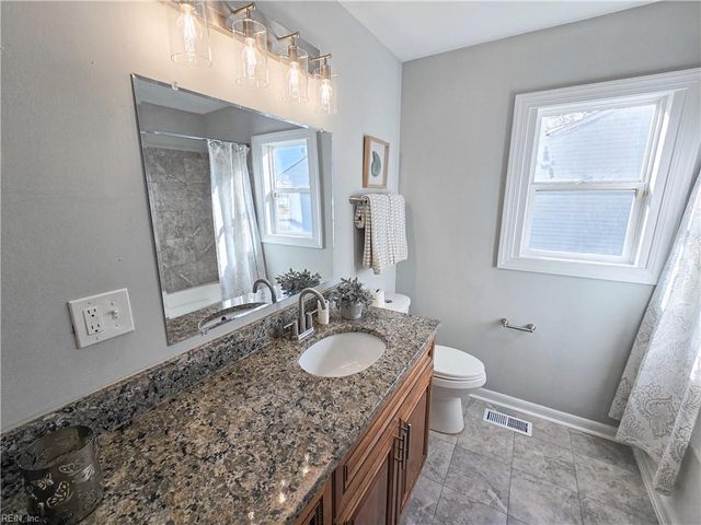 3311 Candlewood DR, Hampton, VA 23666